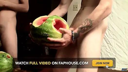 Hiç karpuz siktiniz mi?