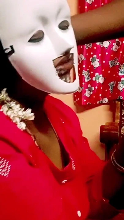 Öğrenci öğretmeninden pratik notlar almak için ağzıyla sikişmeye ve döl yutmaya hazır - inleyerek tam tamil ses | Klip 2