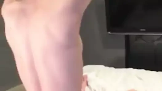 Otelde ters kovboy kız