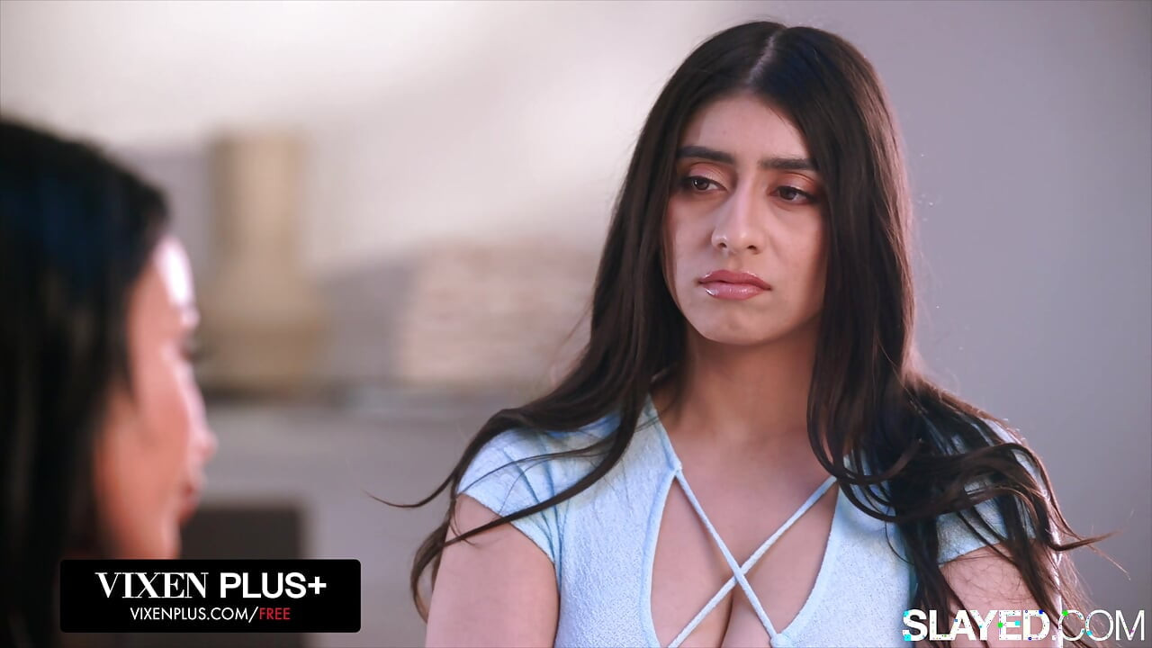 Vixenplus - öğretmen Anissa öğrenci Violet'e seksi bir ders veriyor