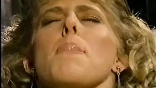 travestiler yükselen bölüm