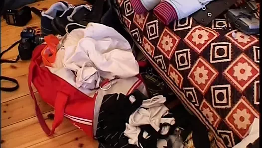 Kleine Latexbraut hart gefickt