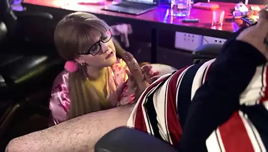 İki mükemmel elle muamele ve büyük boşalma