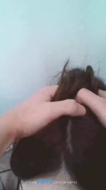 - Anlayamadım üvey anne, neden külotsuzsun? - Kapa çeneni ve sikini üvey oğlundan çeksen iyi olur