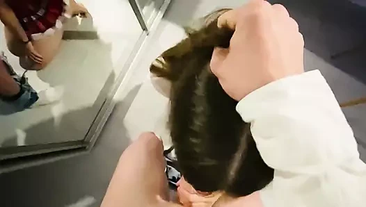 Öğretmen kötü notlar için beni sert sikiyor