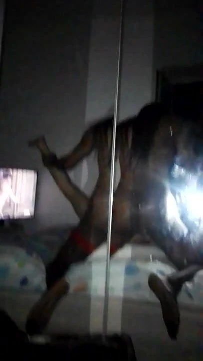 La mia amica trans stasera mi ha rotto il culo