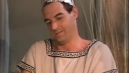 Üçlü seks kıllı amcık banyoda yalıyor