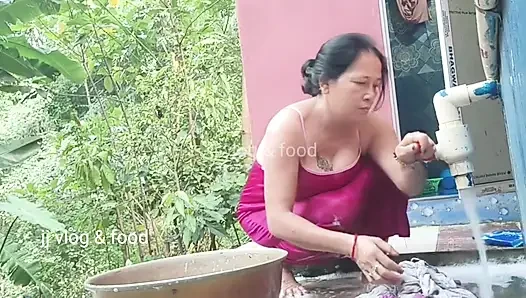 Büyük göğüsler, sert sikiş, desi seks videosu