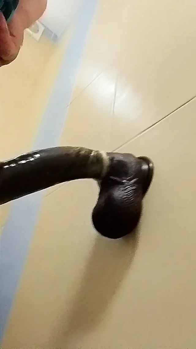 İki güneşlenen kız