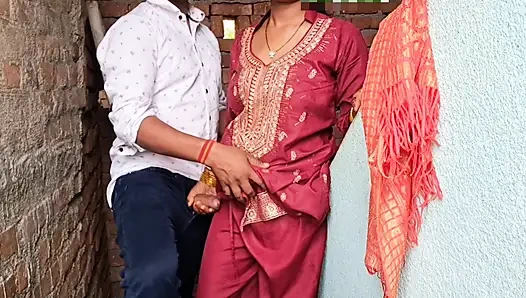 Hintli desi üniversiteli kız seks yapıyor