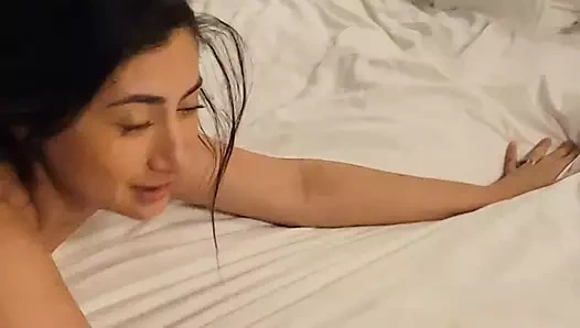 Üvey babam ilk kez büyük zenci yarağıyla sikişmemi izliyor