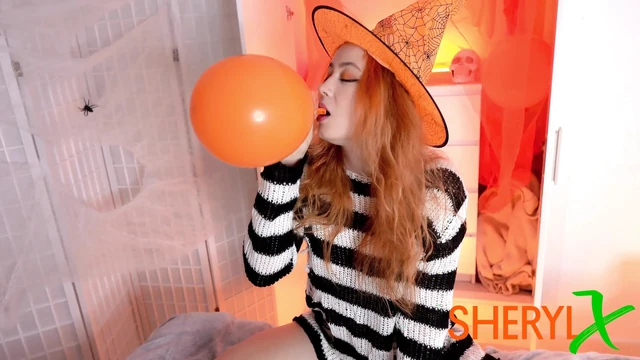 Твоя злая, некрасивая ведьма и сквиртует на воздушных шариках!