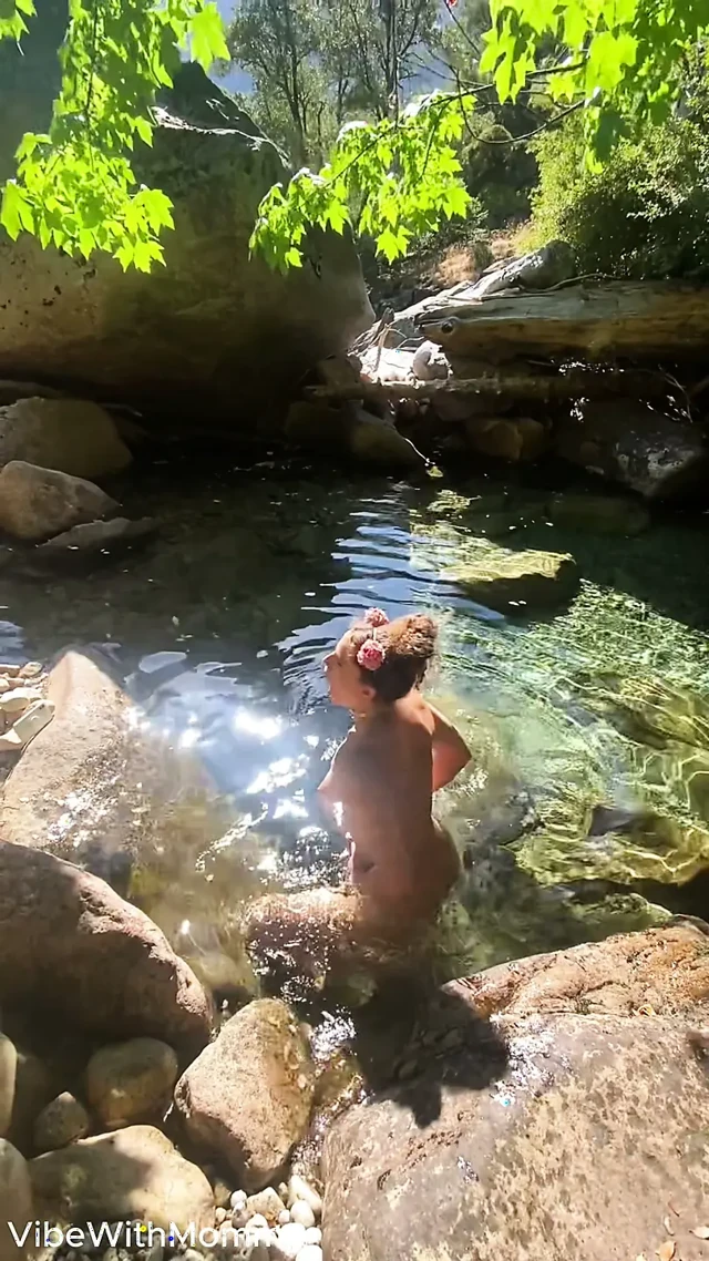 Yahudi MILF Half Dome altında içe boşaltılıyor