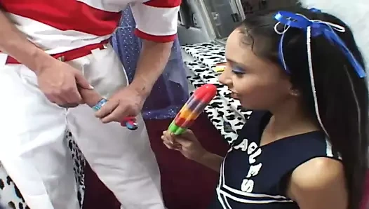 Zar zor yasal alexis bir fahişeyi seviyor amından sikiliyor