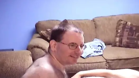 büyük adam ile tombul ve sıska amatör kızlar