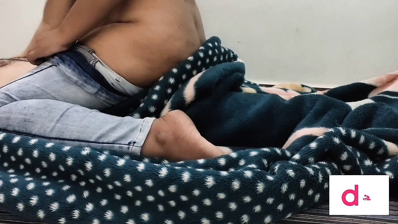Desi angell erkek arkadaşıyla ilk kez prezervatif kullanıldı