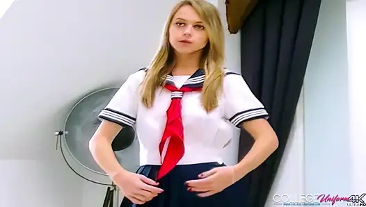 Chloe Toy ile Japon tacizi
