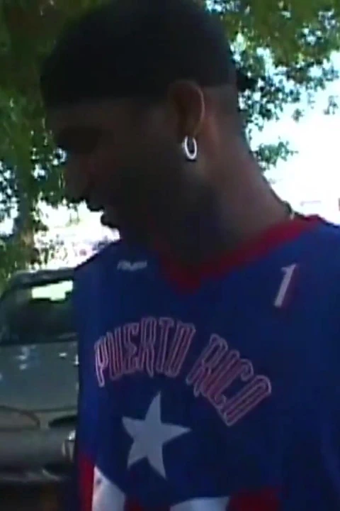 Bu kızıl saçlı hatun sakso çekmeye geldi ama bir yarak tarafından tamamen parçalandı