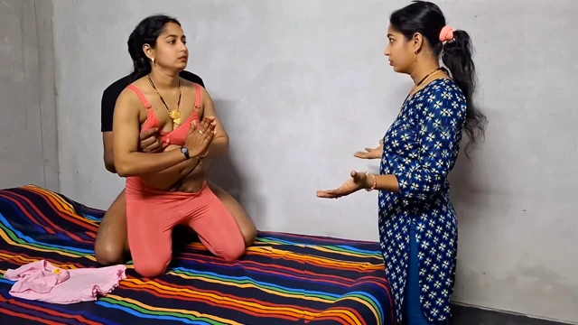 Üvey kız kardeşimi sert sikiyorum, üvey annem şaşırttı! Hintli üvey kız kardeş ve üvey erkek kardeşler xvideos