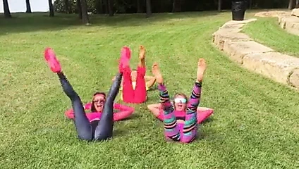 Nina dobrev seksi spor salonu tozluk