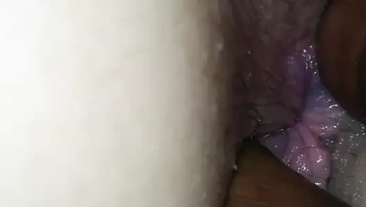 Kız arkadaşın renee'nin beklenmedik göt deliği ile oynadı