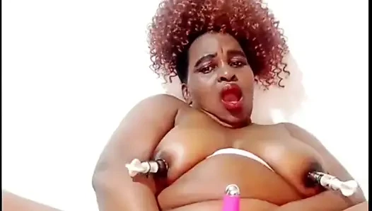 Bölüm 2: güçlü bir orgazm için yolum meme ucu pompası ve vibratör