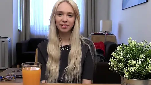 Seksi öğrencinin paraya ihtiyacı var- röportaj