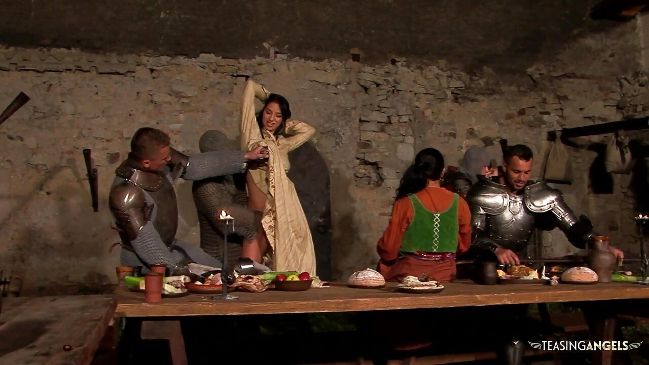 Sadece en azgın esmer hatunlar çifte sahip olmayı sever