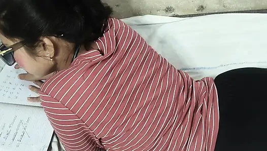 My small angry with me, we shared a single bed for all night, Full Hindi Viral Video