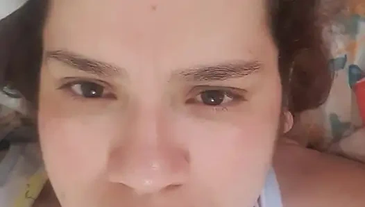 Uyanmak ve lezzetli bir banyo yapmak