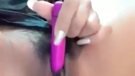 Asyalı kremsi amcık dildo sikişi