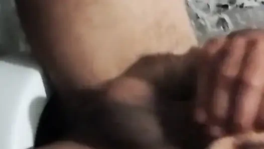 Yalnız bırakıldım, bana eşlik et