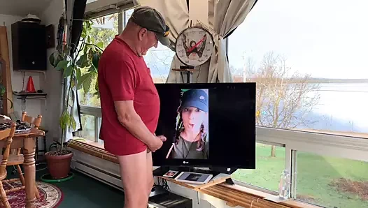 Stephanie gülümsüyor için cumm