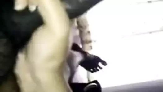 Hindu boudi Müslüman handjob