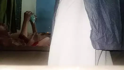 Üvey erkek kardeş çok ateşli bir video için üvey kız kardeşini evde hazırlıyor