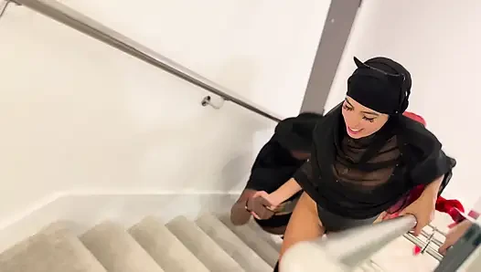 Cehennemden gelen azgın tesettürlü cadılar bayramı üçlü seks