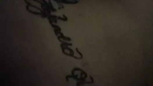 Benzin istasyonunda tanıştığım rastgele karışık sürtük.