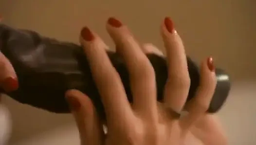 Brigitte lahaie kadın hizmetçimi sikiyor