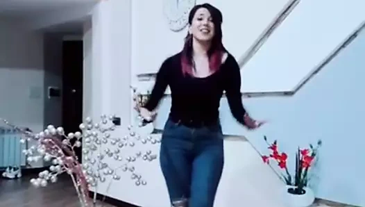 Aze tik tok kız külotlu çorap ayak