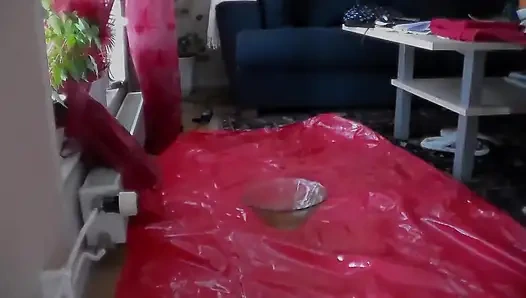 Jen Yeşil Cam Kaseye Işiyor