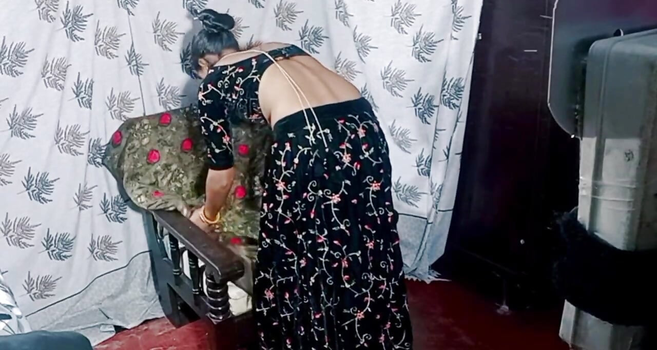Kocam odada köpek stili sikiyor