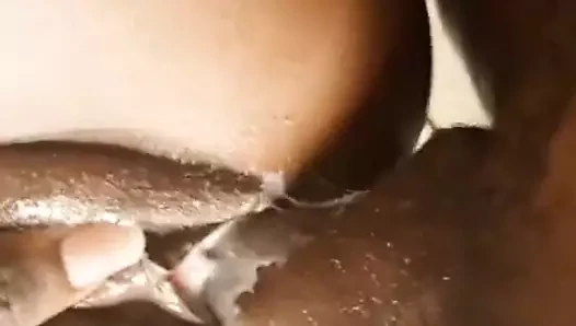 Şimdiye kadar sikilen en ıslak amcık