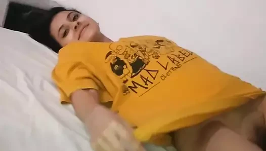 Güzel kız bana kışkırtıcı video gönderiyor