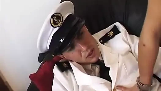 Bir denizci iyi kıllı bir amcığı sikiyor!