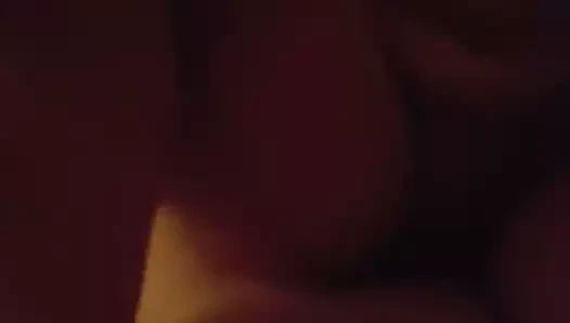 Çok ateşli amatör kız sikişiyor