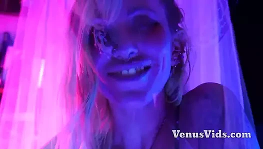 Mantra'nın gönderilmesi bana daha fazla para kazandırıyor ve benim için çalışıyor findom bölüm 1