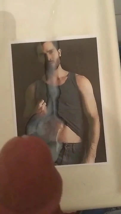 Tyler hoechlin boşalma anısına