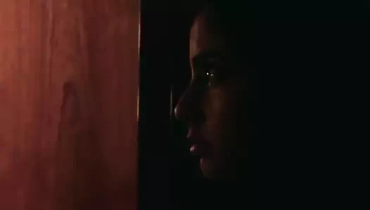 Zahia dehar seks sahnesi