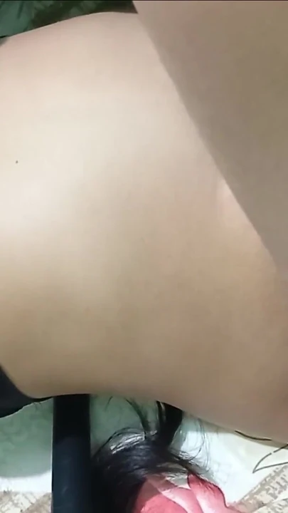 Эмоциональный момент из "Игры с молочными сиськами и сексуальными похотями соседки дези бхабхи Файза"