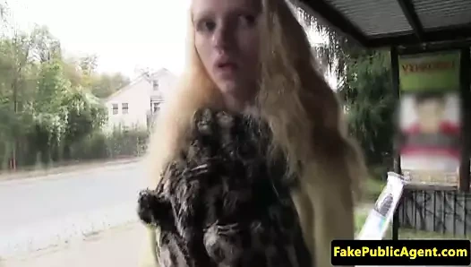 amatör eurobabe berbat ve sikikleri için nakit